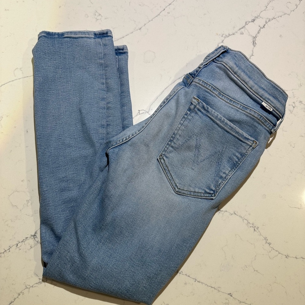 Like New Mid Rise Mother Jeans